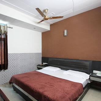 Hotel T9 Residency, Agra 4
